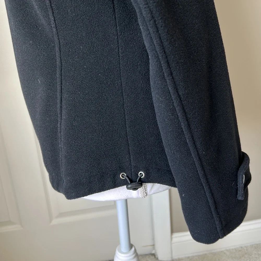 Ladies Black Coat - Picture 6 of 8